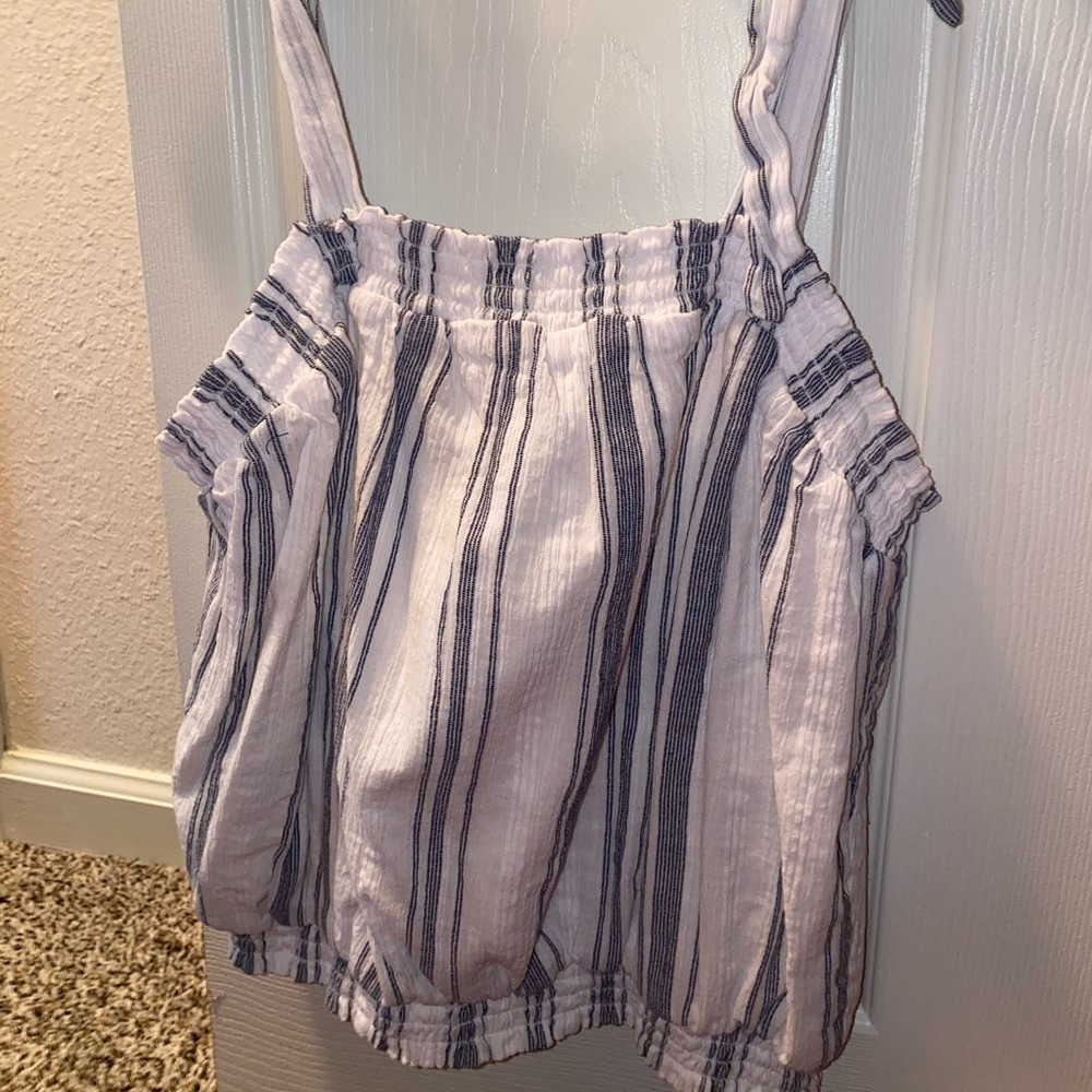 Universal Thread linen crop top